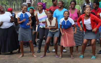 Besuch der Ombili-Stiftung — unterwegs zum Etosha Nationalpark