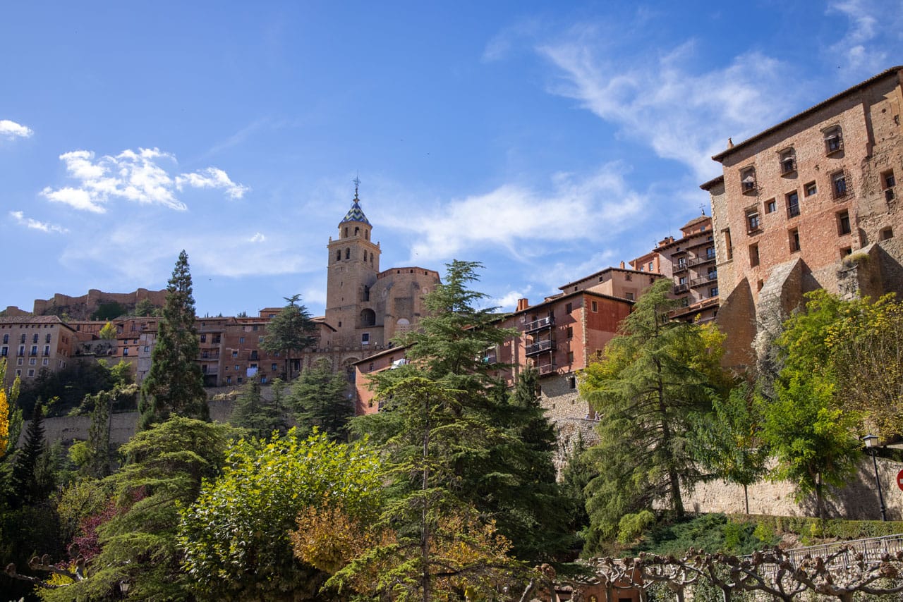 Albarracin Sicht vom Parkplatz auf Albarracin