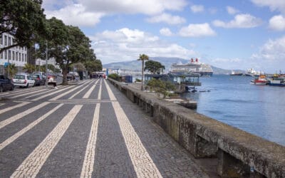 São Miguel: Eine Reise, die sich ihre Momente erst verdienen muss